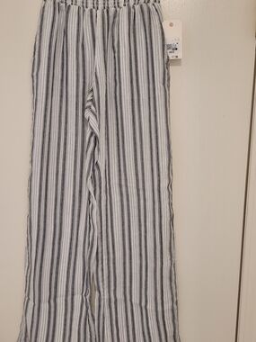 Billabong Striped Wide-Leg Pants in White and Black